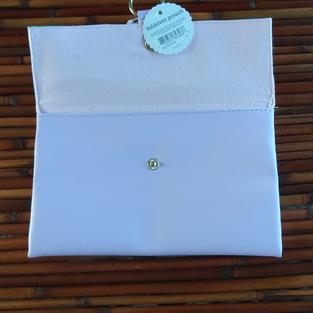 ๐ NWT Foldover pouch - Picture 4 of 6